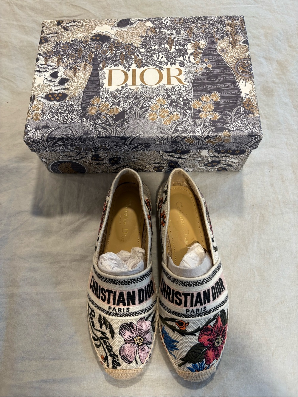 Beautiful used condition Dior White Canvas Floral Embroidered Espadrilles